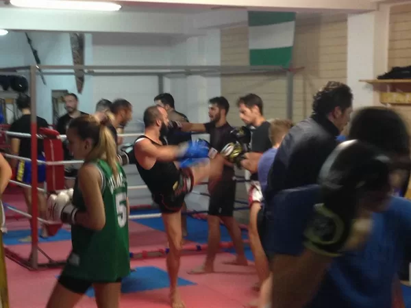 Entrenamiento en la Academia Jaramillo